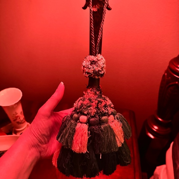 Large Pom Pom Decorative Item - Picture 1 of 2
